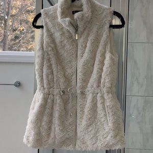 ❤️❤️2 Sisters size small vest❤️❤️waist coat